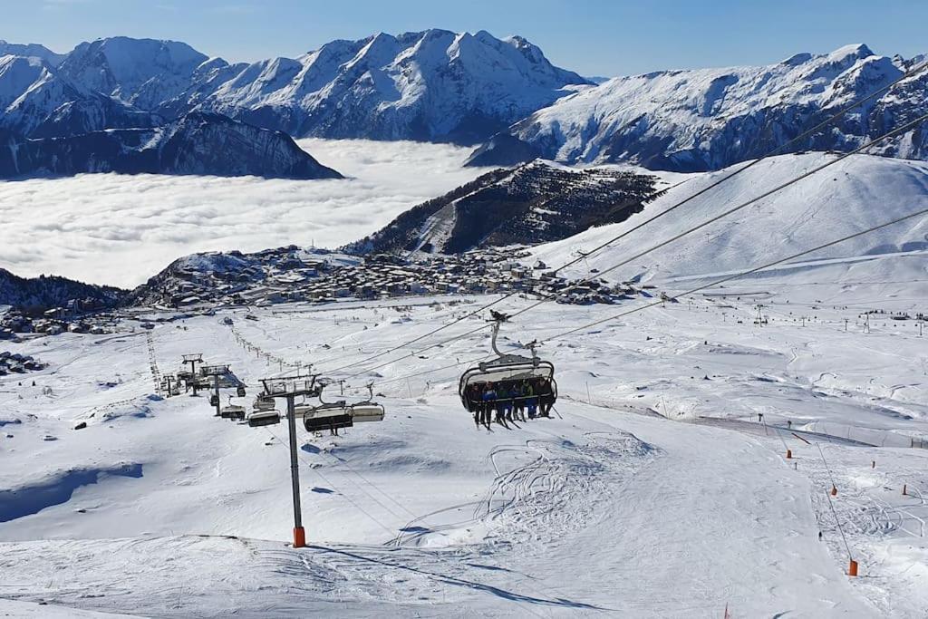 *Nouveau* Pied Des Pistes * Piscine Ext. Chauffee* Alpe d'Huez Exteriör bild